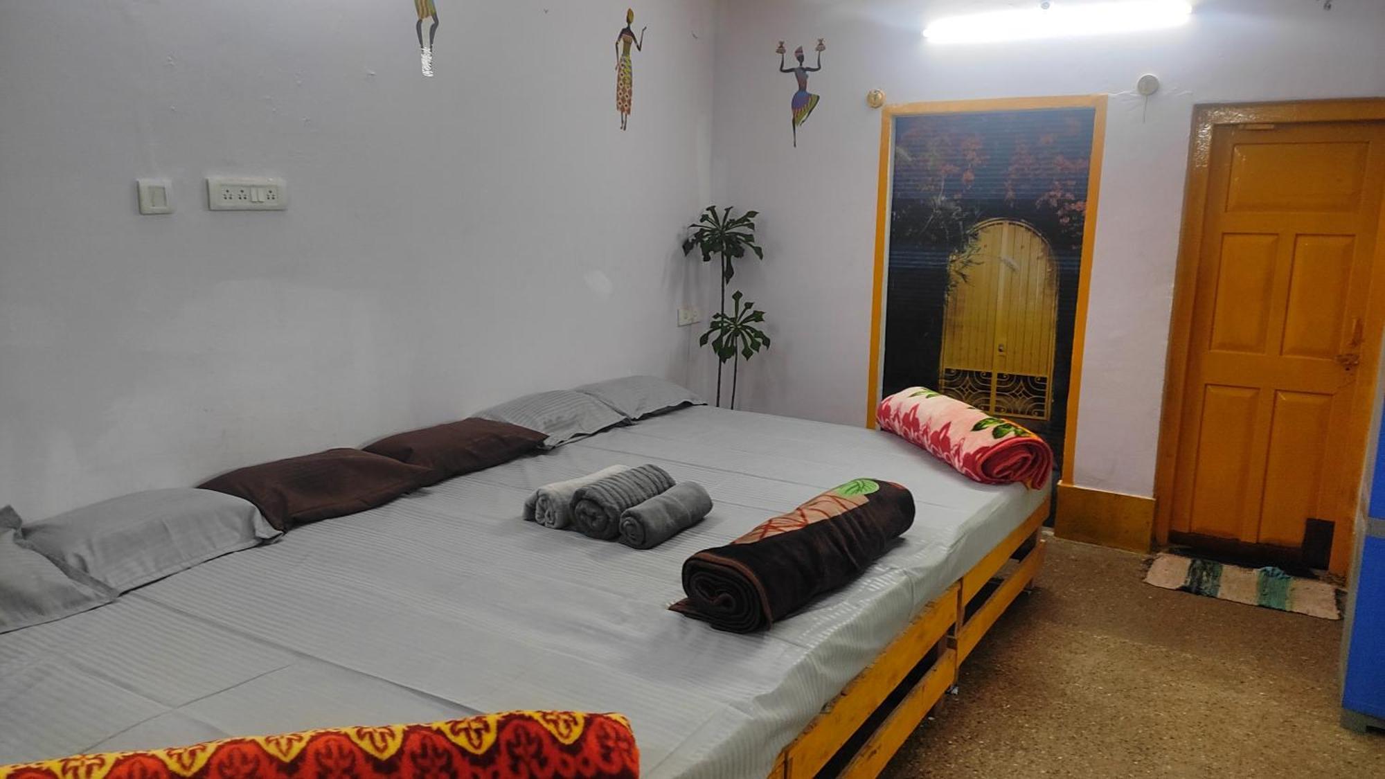 ホテル Adh Amilia Gardens Narasimharaja Puram エクステリア 写真